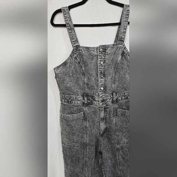 Universal Thread women 12 acid wash overalls denim gorpcore grungecore street - Picture 3 of 11